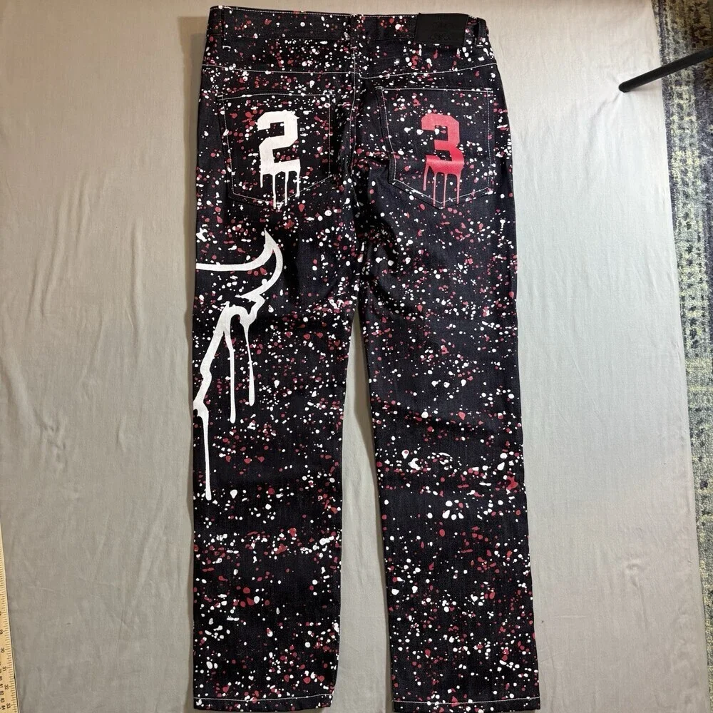 King Maker  Jeans  23  Jordan - Black Red White Men’s 36 Chicago Bulls
